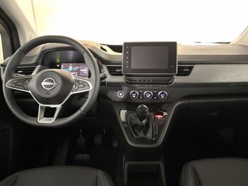 Fotografie des Nissan Townstar DIG-T 130 Kombi L2 N-Connecta 7 Sitze