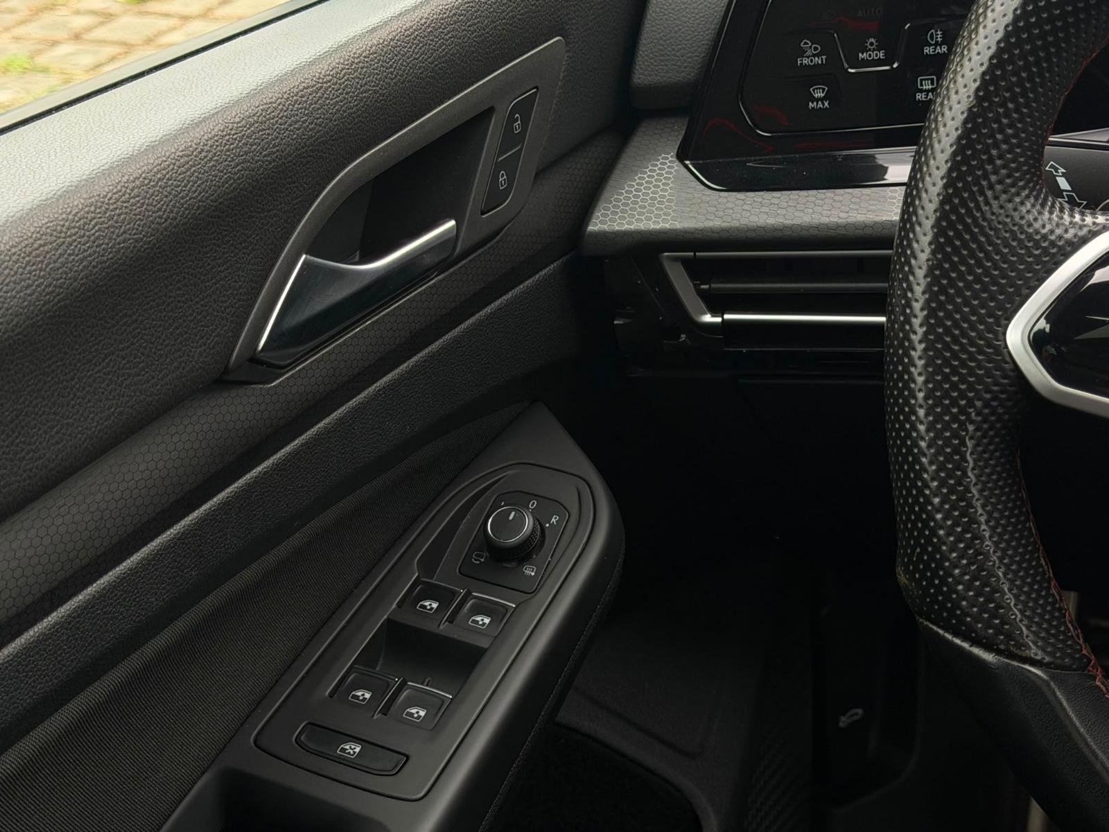 Volkswagen Golf VIII Lim. GTI Clubsport*ACC*PANO*RFK*, миниатюра 19