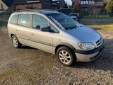 Opel Zafira 2.0 DTI Njoy mit Style-Paket - Opel Zafira: Dti