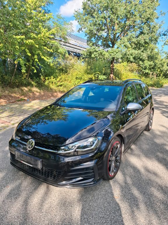 Image of Volkswagen Golf