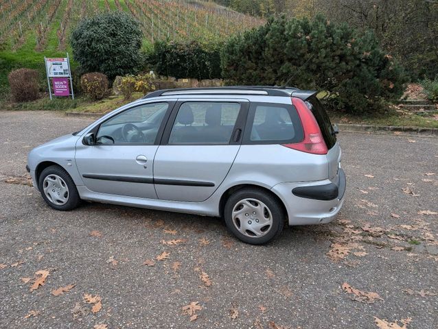 Peugeot 206 SW Kombi 1.1L - Grand Filou Cool