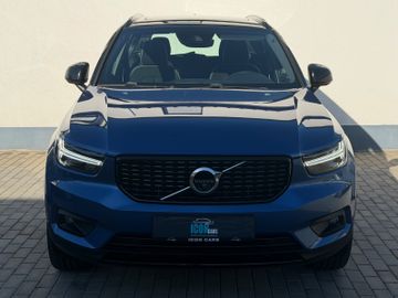Volvo XC40 - 2