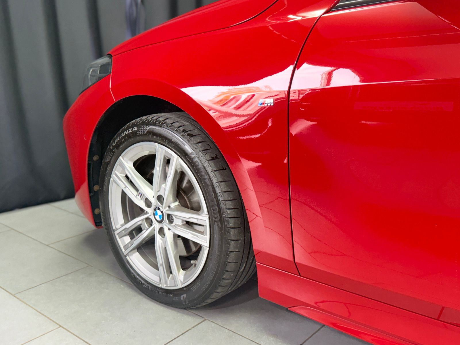 Fahrzeugabbildung BMW 118 d M Sport|HIFI|RF-CAM|DIG-TACHO|NAVI