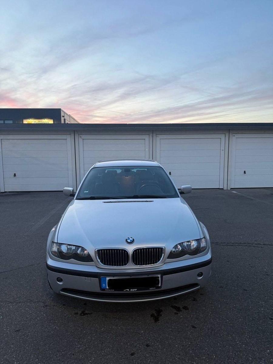 BMW 320, 2004