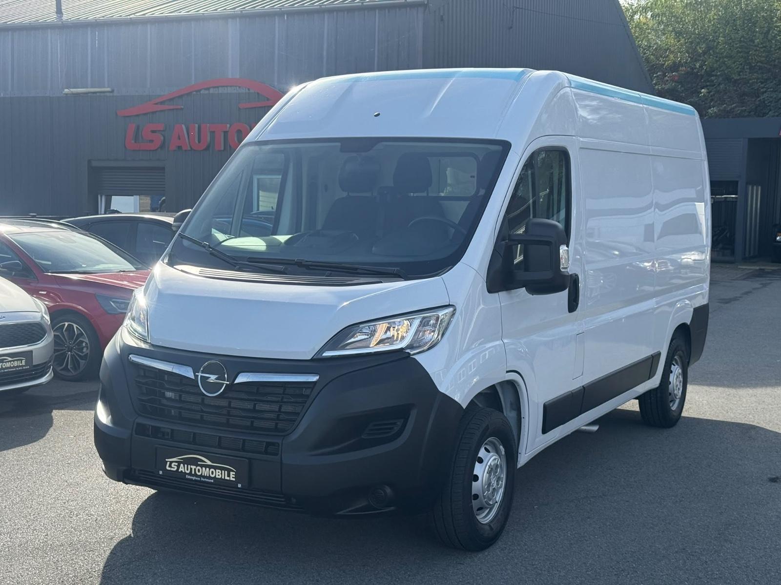 Opel Movano