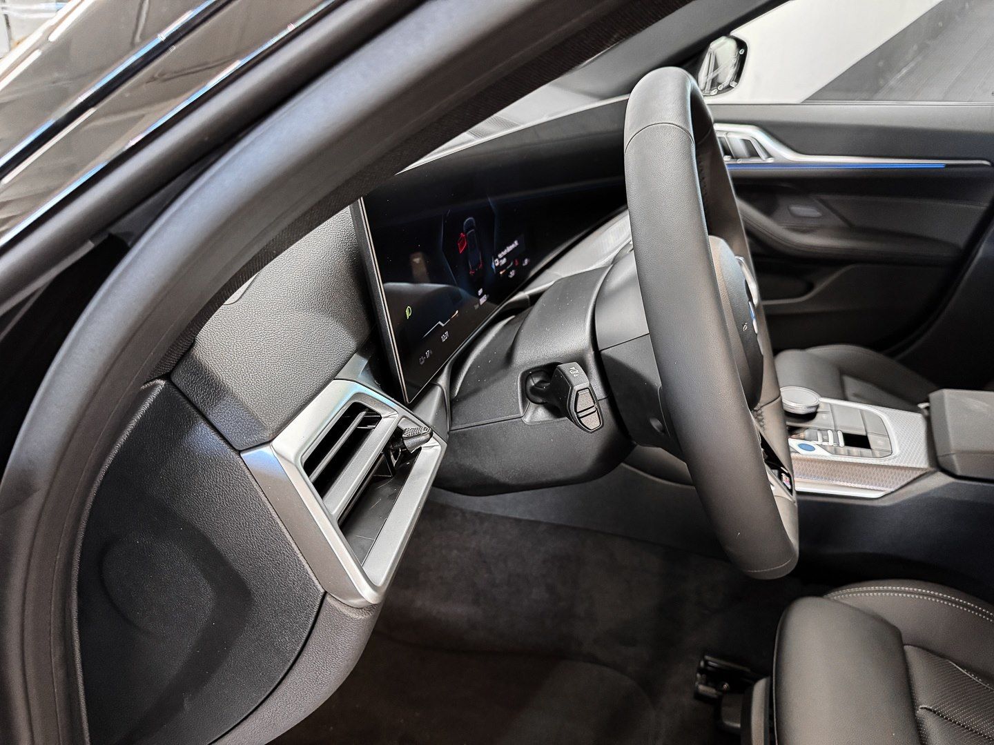 BMW i4 - Bild 14