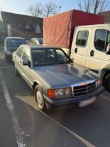 Mercedes-Benz Mercedes Benz E 190 - Mercedes-Benz 190 Gebrauchtwagen in Mannheim