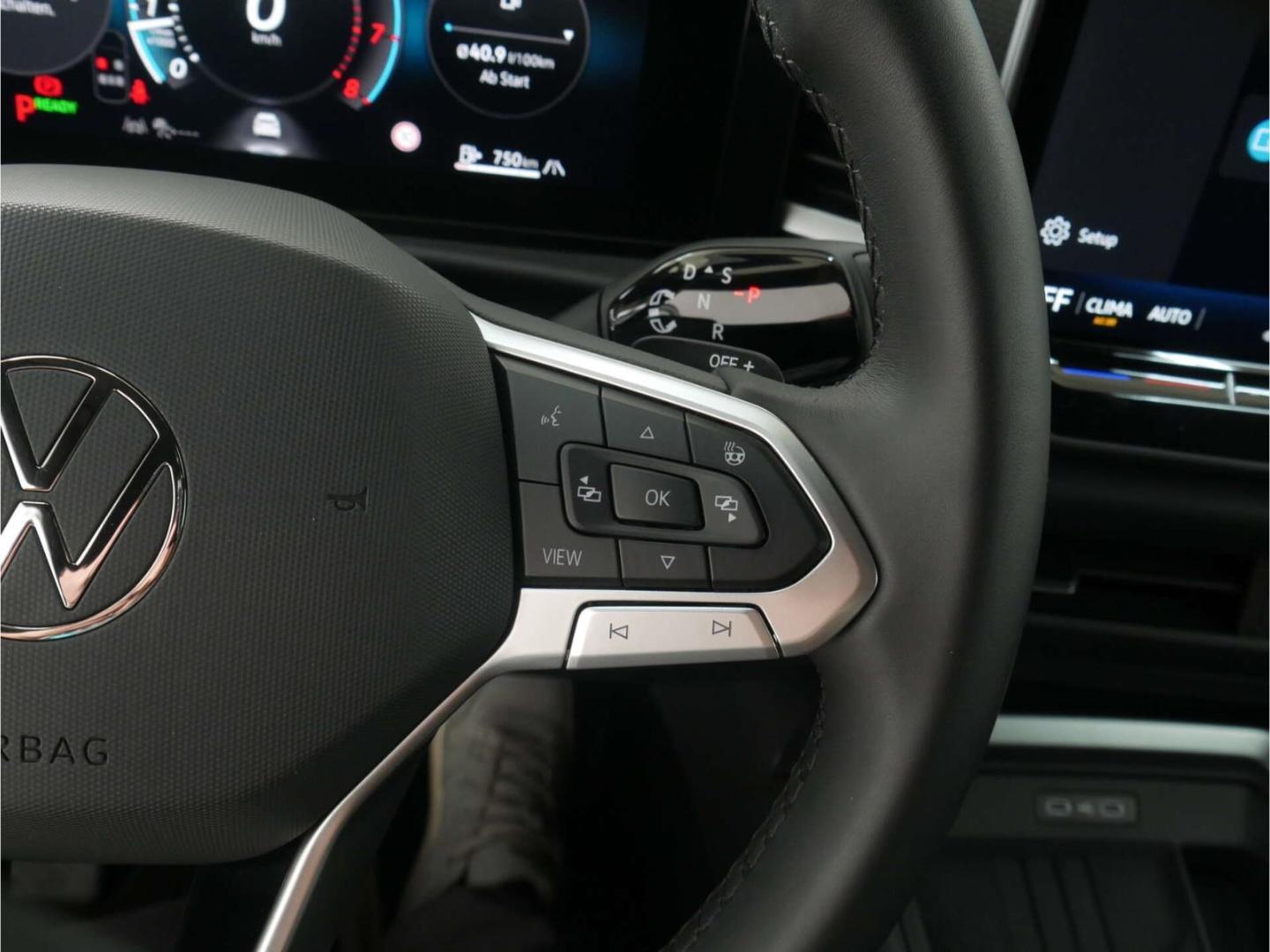Volkswagen T-Roc 1.5 eTSI Style Black DSG NAV/LED/Easy Open, миниатюра 16