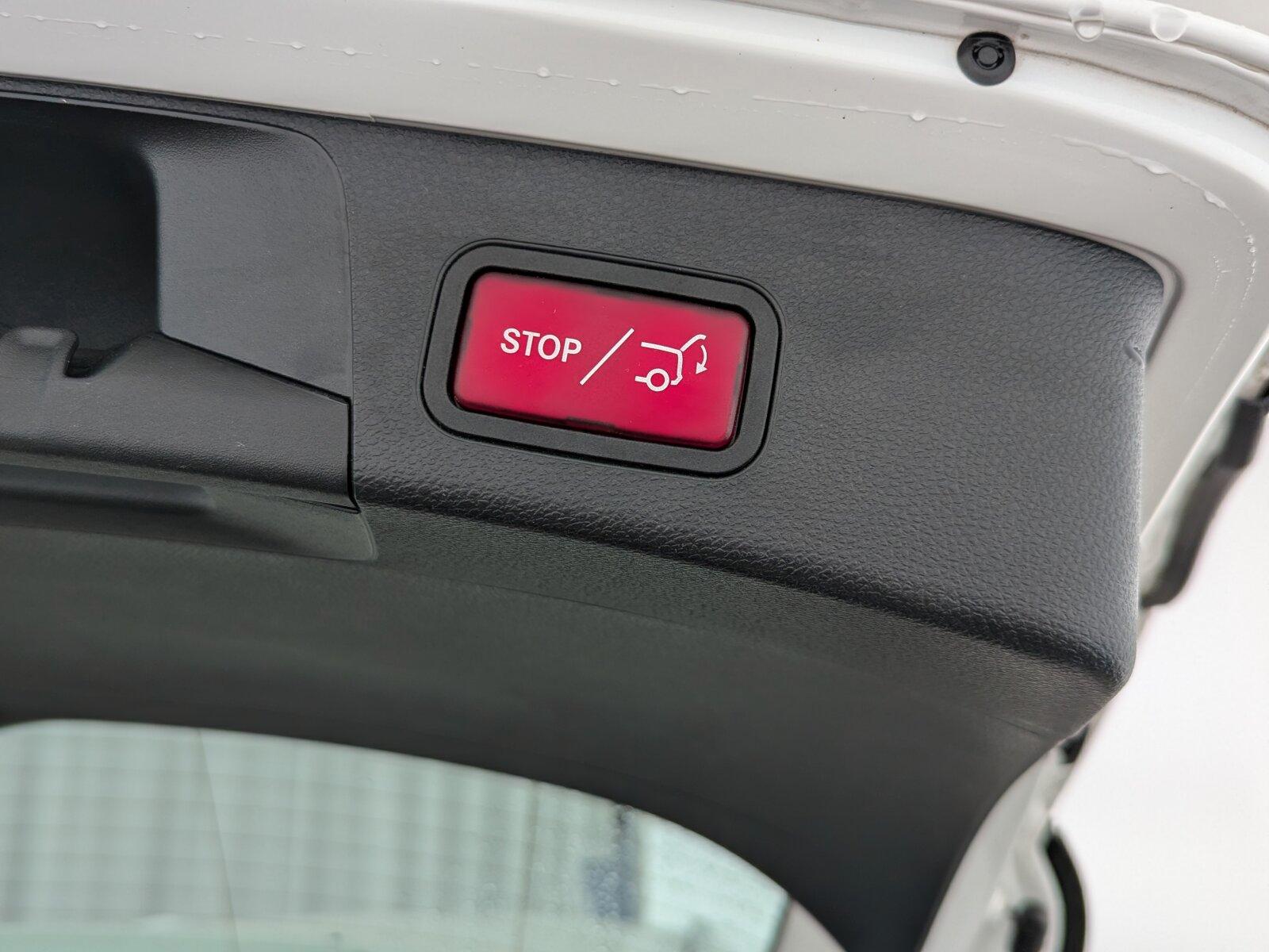 Mercedes-Benz C 300 T Avantgarde LED+NAVI+SHZ+RFK+TEMP+BC/FIS