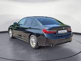 BMW 320i Automatik M Sportpaket Innovationsp. HIFI - BMW 320 mit Benzin-Antrieb: Limousine, 320i M Sportpaket