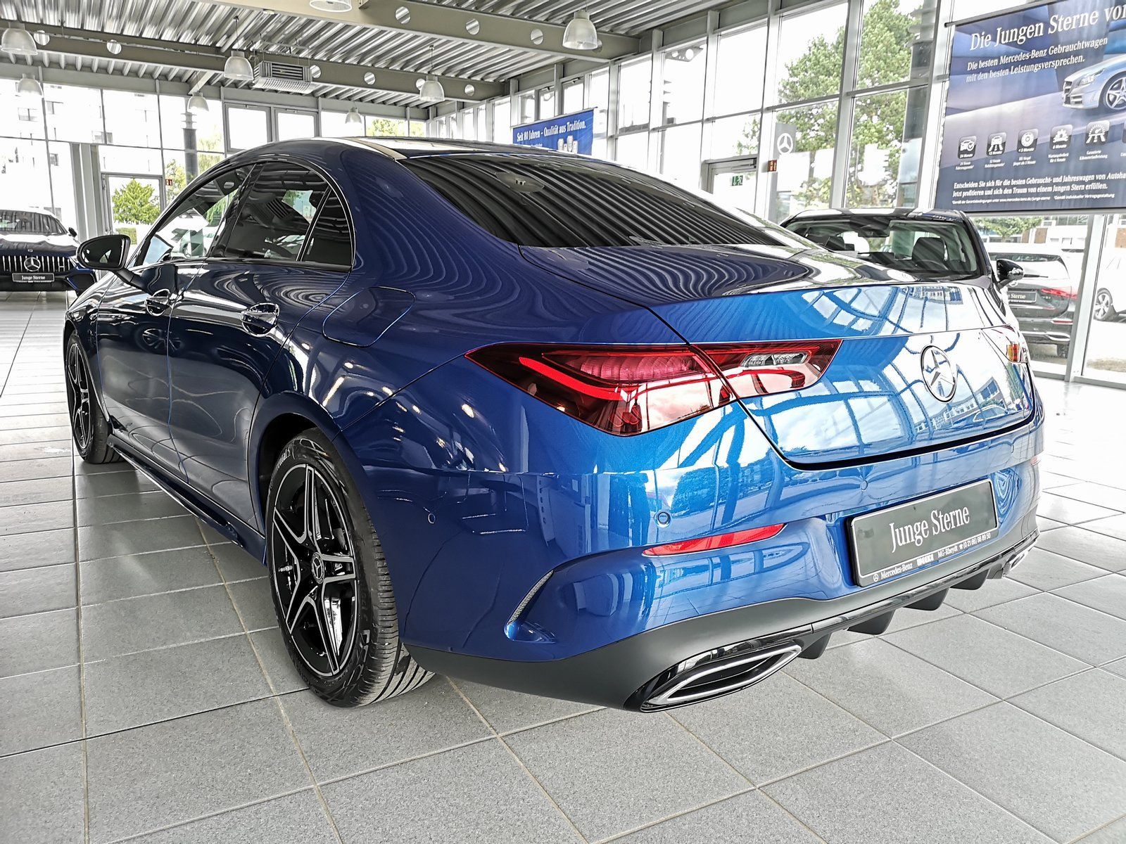 Mercedes-Benz CLA 200 Coupé AMG ADVANCED+BURMESTER+NIGHT+WINTE foto 7