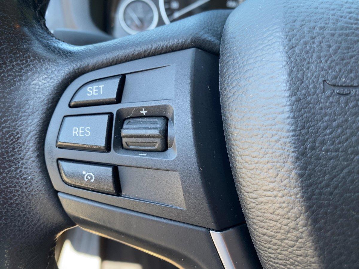 BMW X3 xDrive 20d AHK*CAM*LED*NAVI*SHZ*2xKlima*AHK