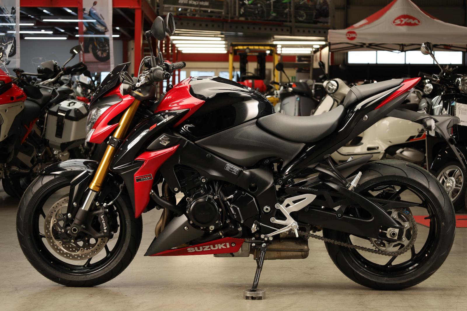 Suzuki GSX S 1000