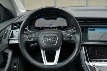 Audi Q8 - 8