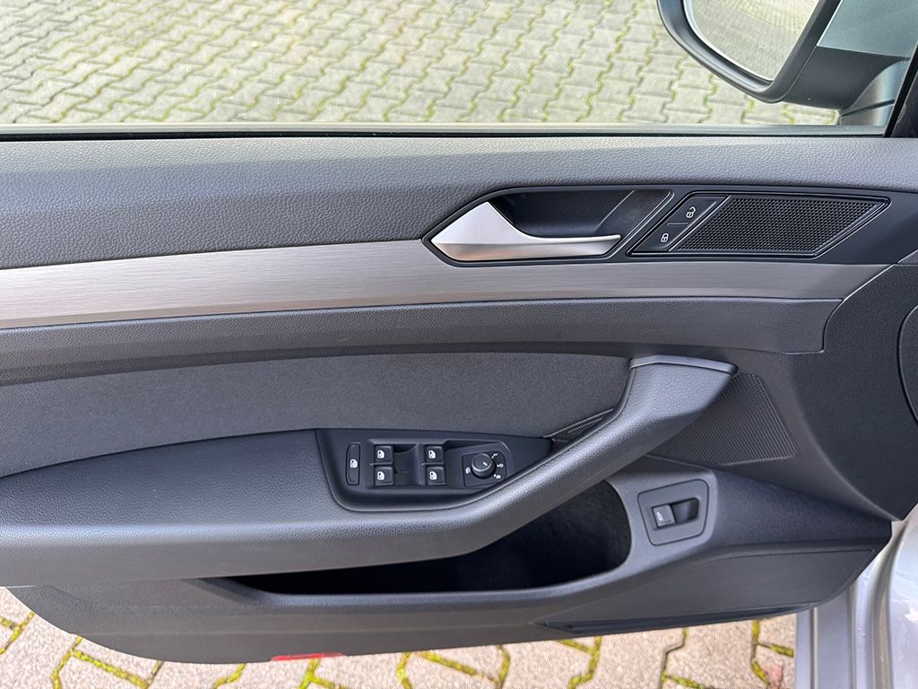 Passat Variant 1.5 TSI DSG *LED*NAVI*KAMERA*ACC*