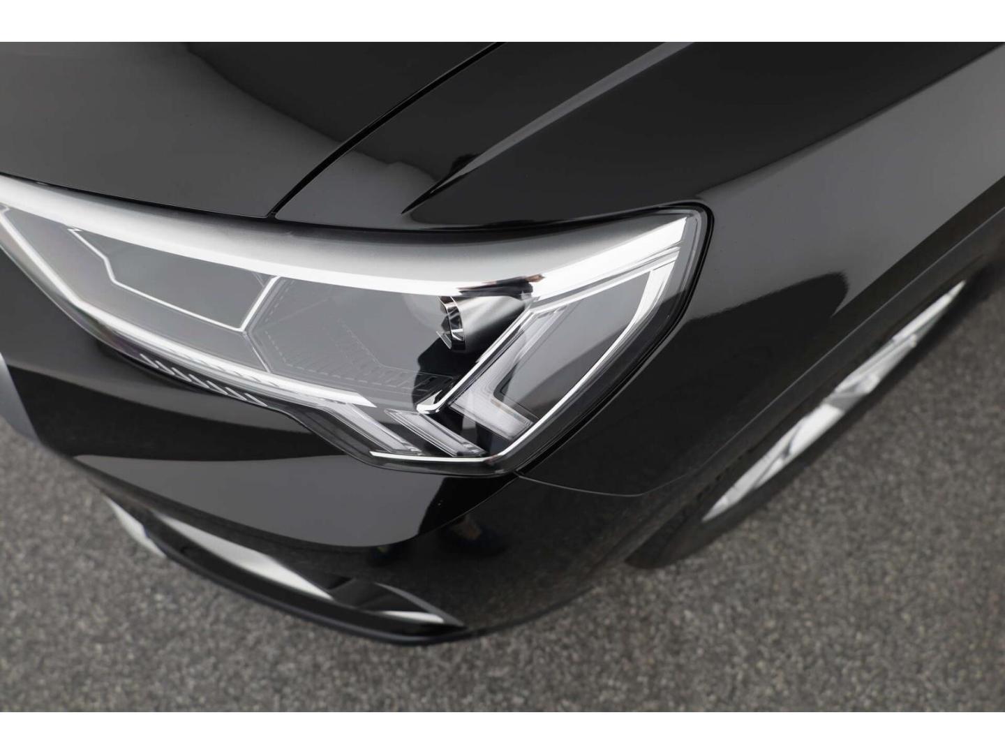 Audi Q3 35 TFSI Advanced S-Tronic AHK/Leder/NAV/RFK, миниатюра 7