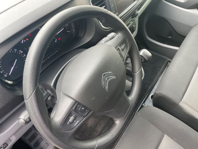 Fahrzeugabbildung Citroën Jumpy Kasten 2.0 BlueHDi 145 Club M-L2H1 Navi, T