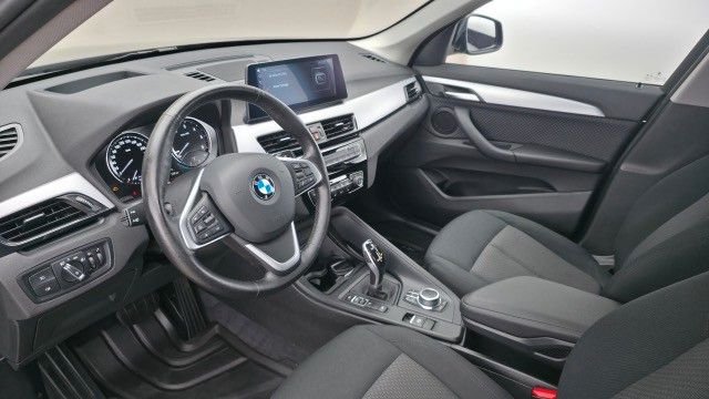 BMW X1 xDrive18d,  Head UP, Komfortzugang, AHK foto 14