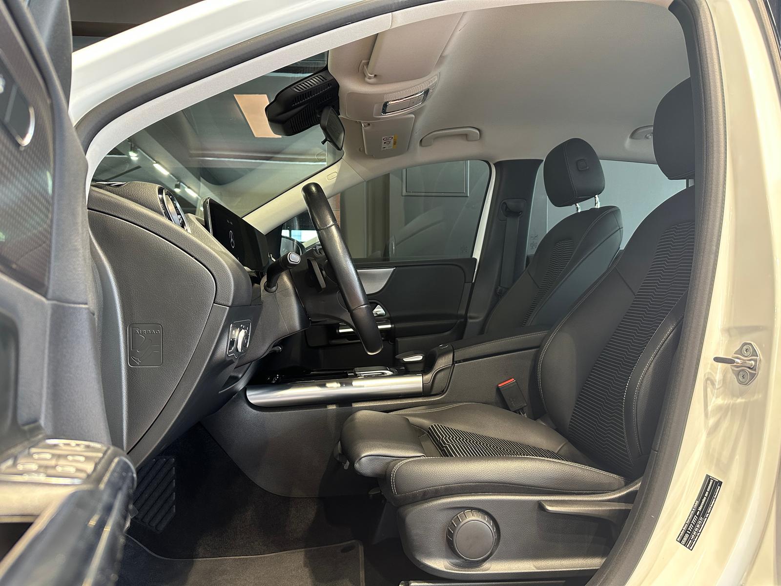 Mercedes-Benz B 200d 8G URBAN MBUX+ LED AHK EASYPACK LEDER SHZ