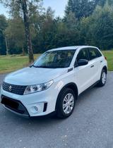Suzuki Ich biete Ihnen ein Einwandfreies Fahrzeug... - Suzuki e Vitara Gebrauchtwagen Gebrauchtwagen