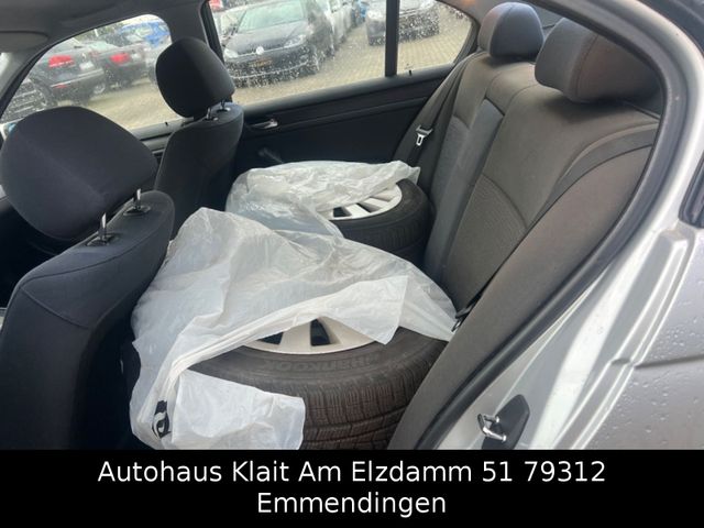 Fahrzeugabbildung BMW 318 Baureihe 3 Lim. 318i Automatik