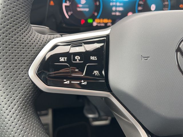 Golf VIII Variant 2.0 TDI R-Line DSG