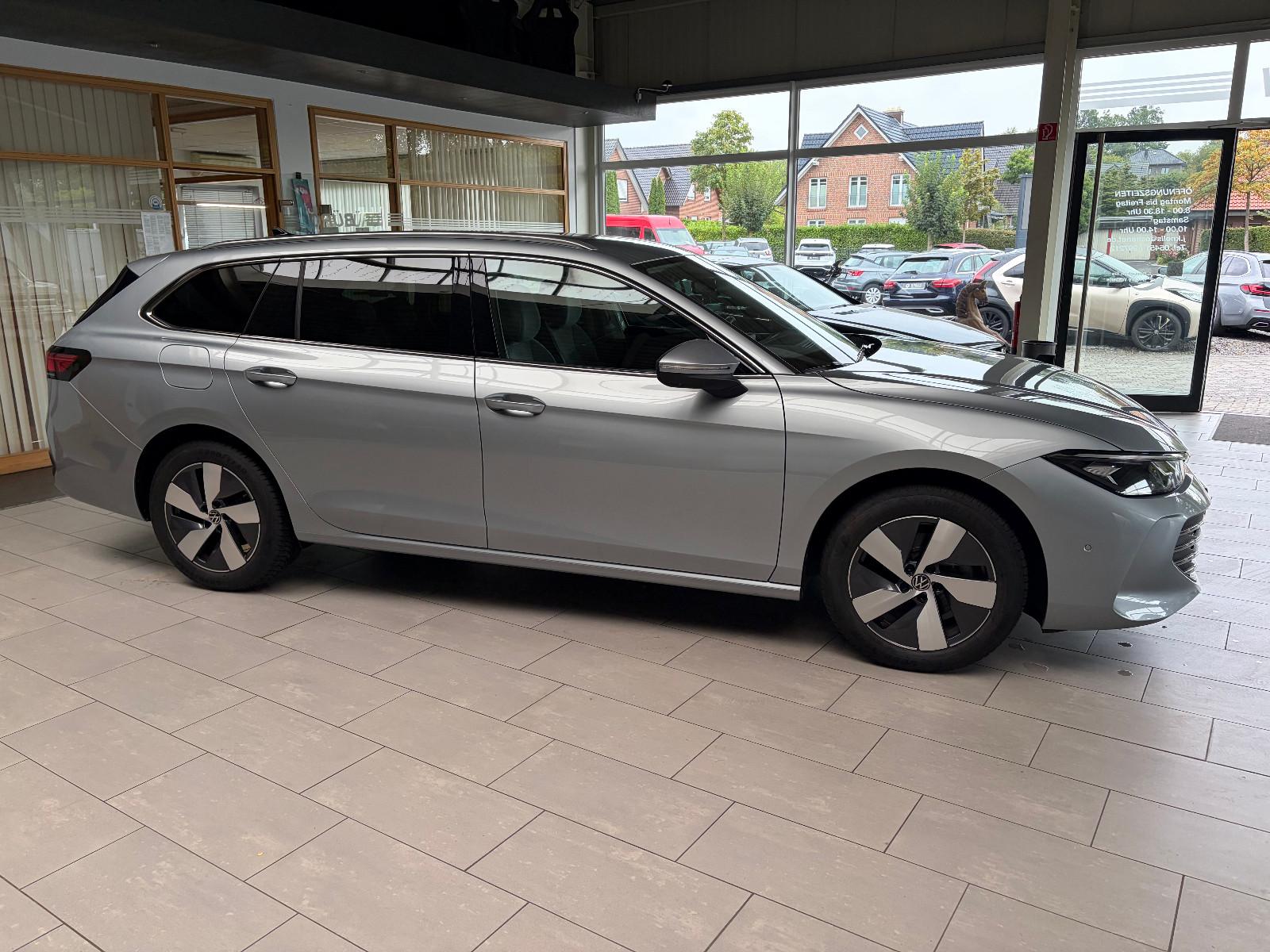 Volkswagen Passat Var. 1.5 eTSI Business/ACC/AHK/360°/DAB, миниатюра 4