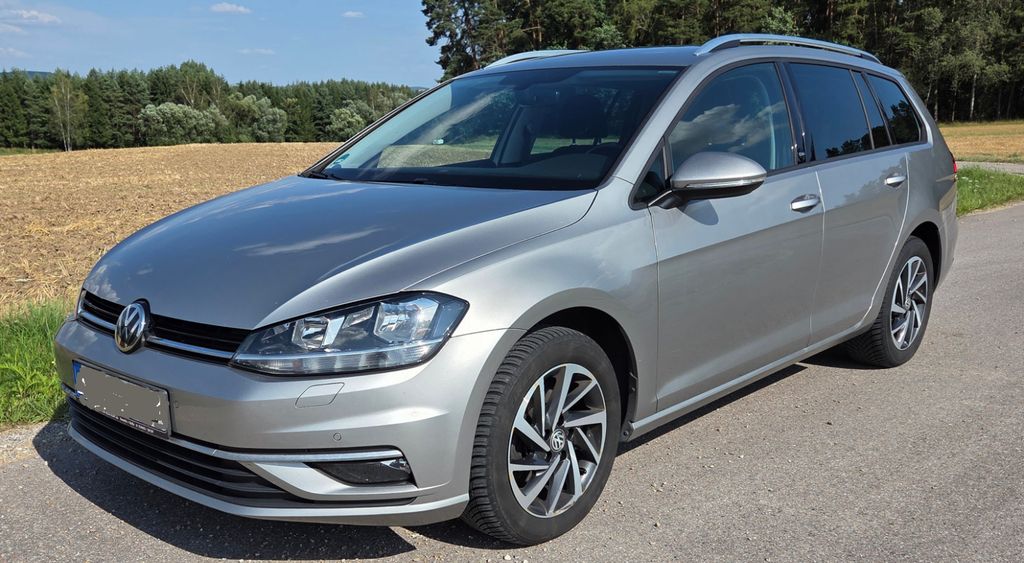 Image of Volkswagen Golf