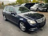 Mercedes-Benz C 300 T CDI BE 4M~BIXENON~LEDER~NAVI~EU5 - Mercedes-Benz C 300 in Wiesbaden