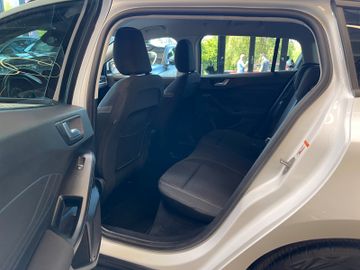 Ford Focus Turnier Cool & Connect 1.5 TDCi*NAVI*LED*