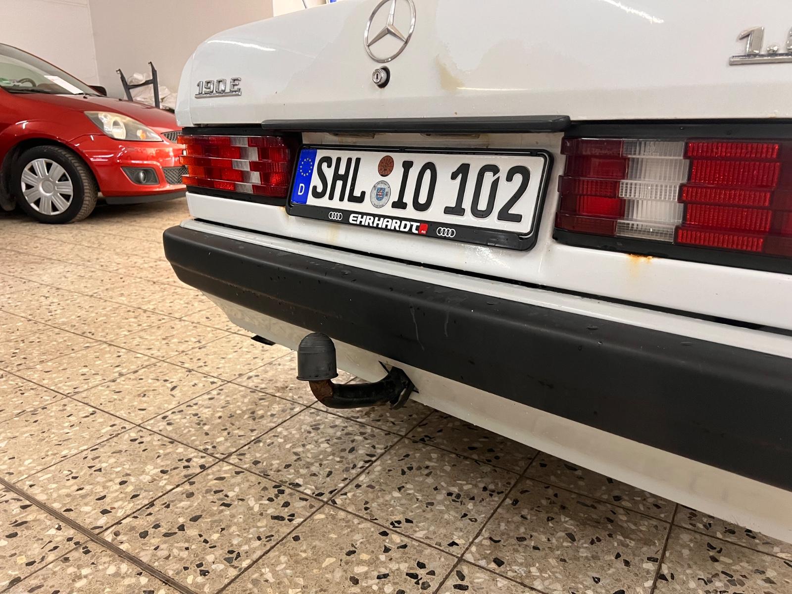 MERCEDES-BENZ - 190 - BVA 1.8 109 CV - ATTELAGE