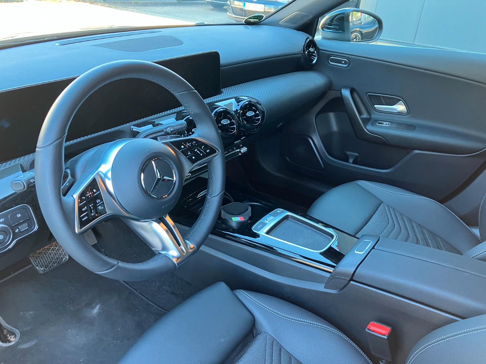 Mercedes-Benz A 250 e