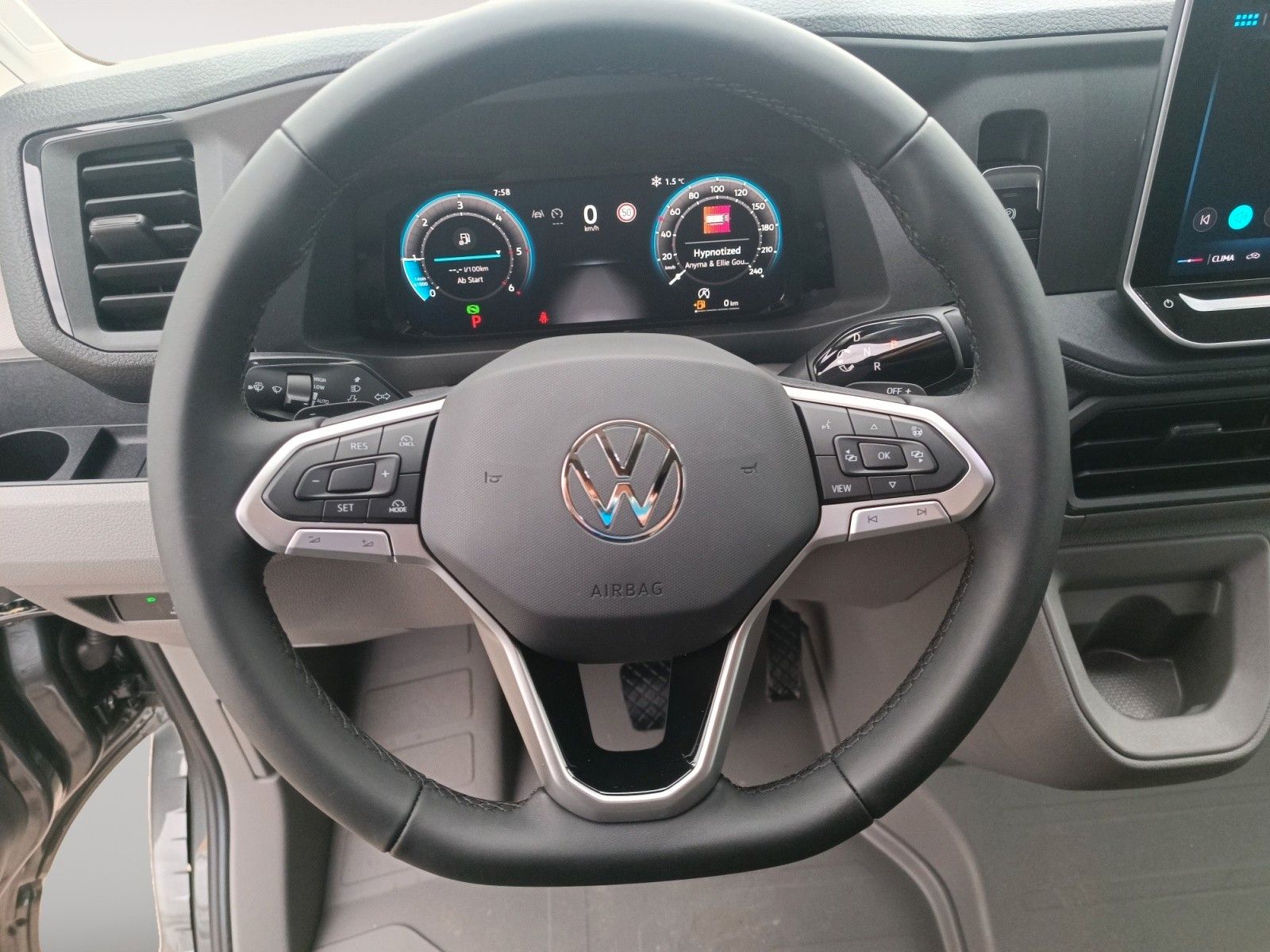 Fahrzeugabbildung Volkswagen Crafter 35 TDI 4MOTION Aut *LED*AHZV*RFK*SHZ*APP