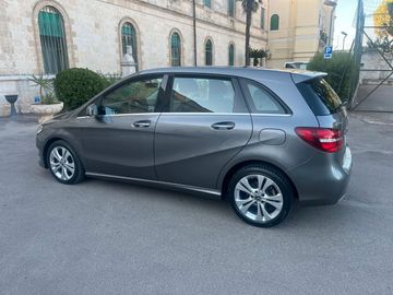 Mercedes B 180 - 6