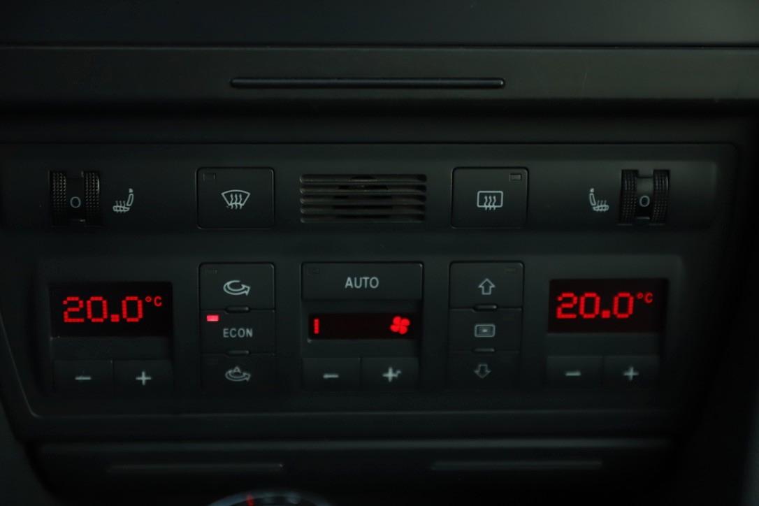 Audi A6 ALLROAD 2004 — photo 16