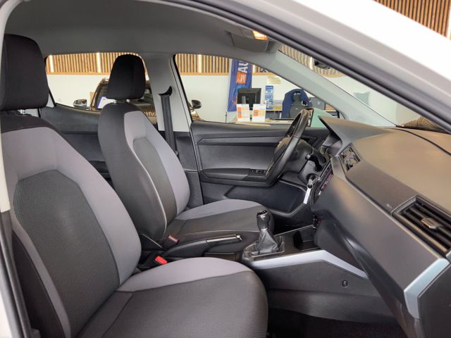 Seat Arona 1.6 TDI Style *AHK*SHZ*PDC*2.HAND*
