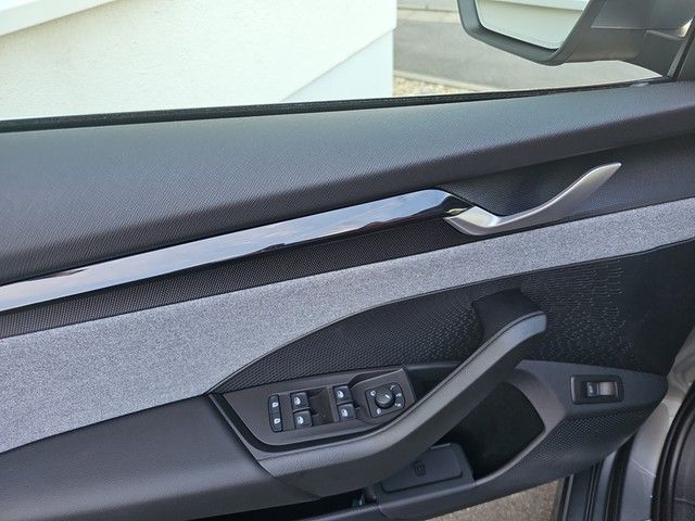 Fahrzeugabbildung SKODA Octavia Combi PA 2.0 TDI  Selection DSG ACC Matr