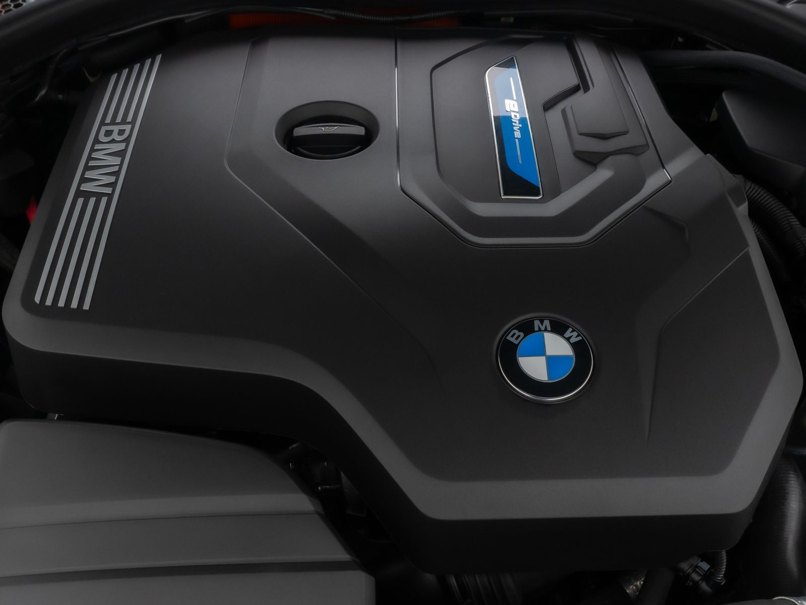 Fahrzeugabbildung BMW 330e Stop&Go Kamera DAB Komfort Leder Sport