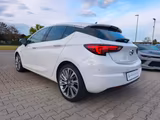 Opel Astra K Lim. 5-trg. Ultimate LED Kamera uvm. - Opel Astra Ultimate mit Benzin-Antrieb