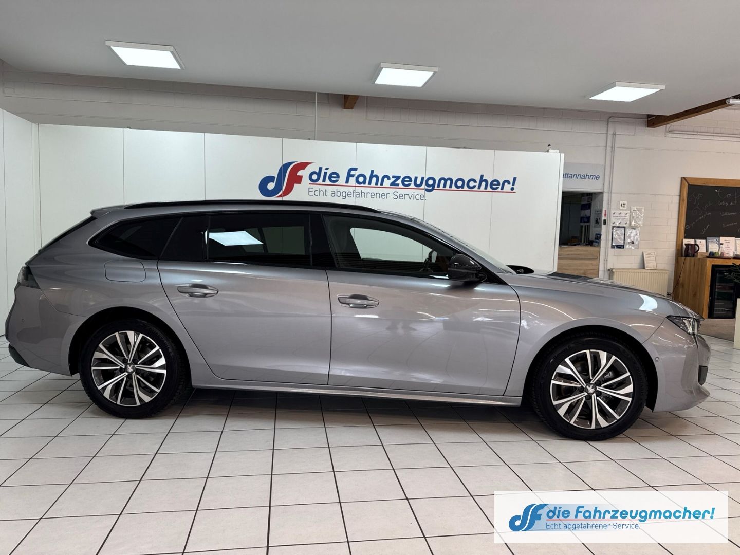 Fahrzeugabbildung Peugeot 508 SW Allure Pack 1.5 BlueHDi 130 EU6d Navi ACC