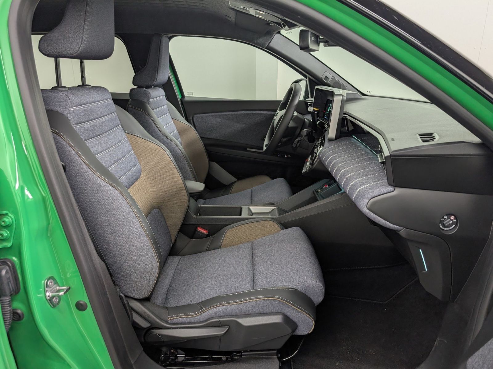 RENAULT R 5 E-Tech Techno 120 Urban Range – Bild 12