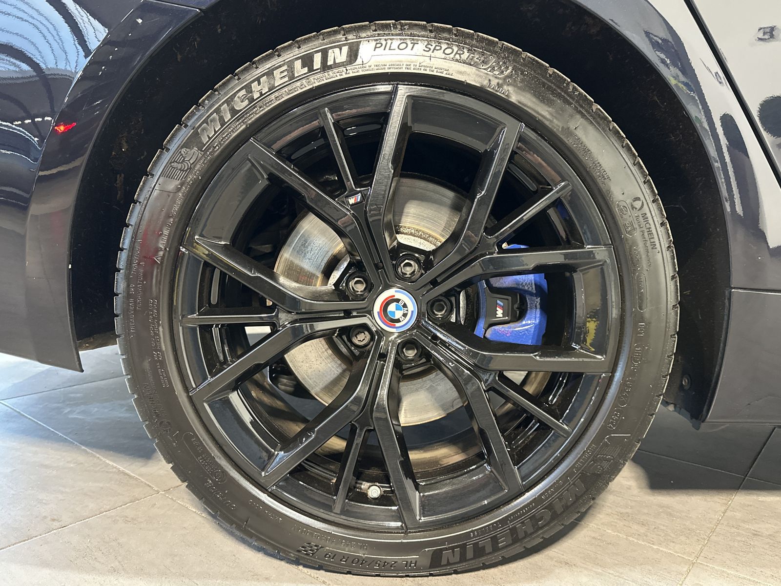 Fahrzeugabbildung BMW 530e Touring xD M-Sport Pro NAV+LASER+AHK+HEADUP