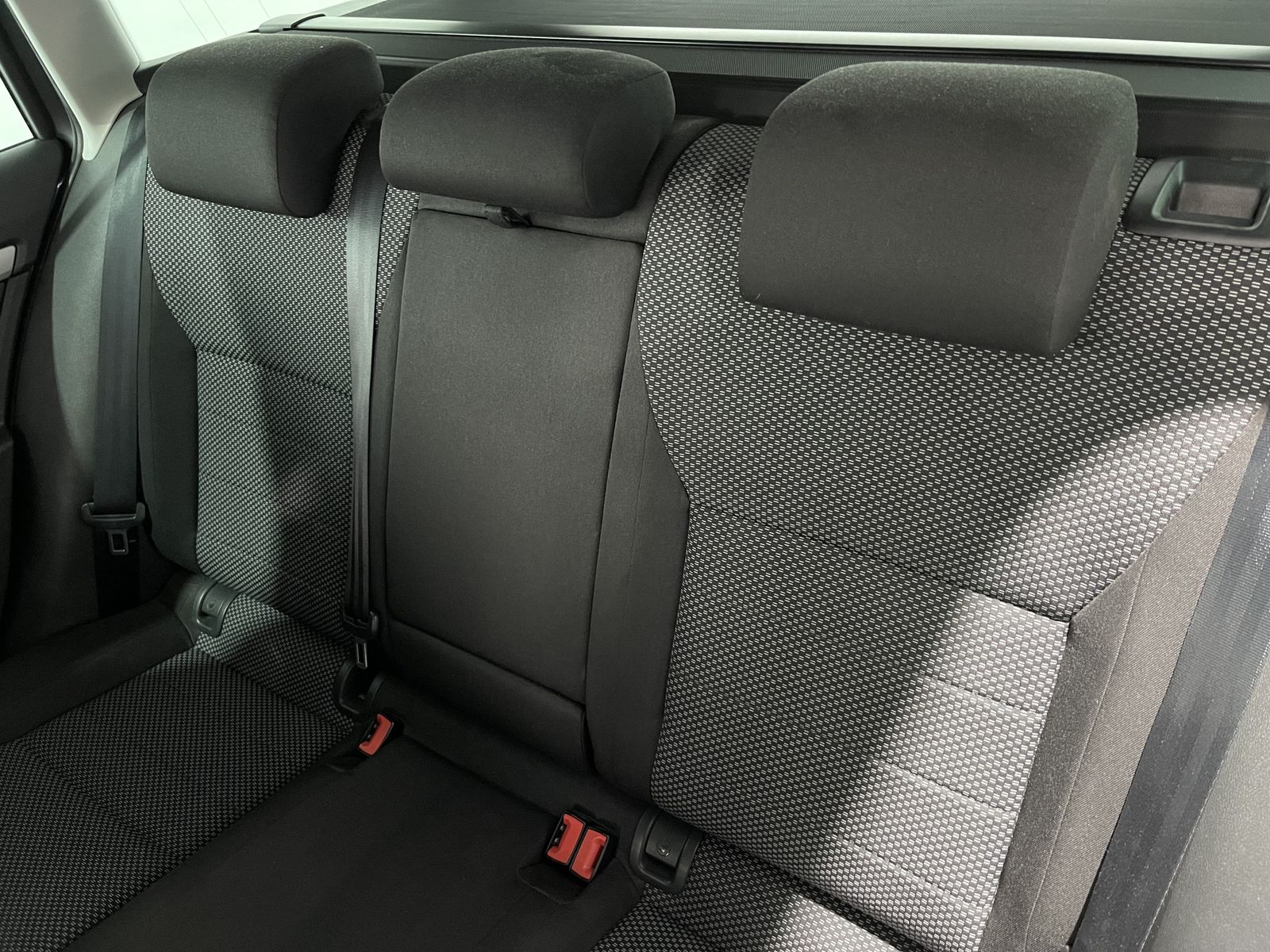 Fahrzeugabbildung SKODA Octavia Ambition 2.0 TDI*Navi*PDC*SHZ*Temp*
