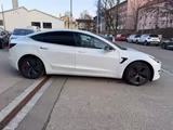 Tesla Model 3 Standard Range Plus RWD 1 Hand Tüv neu - Tesla Model 3: Rwd