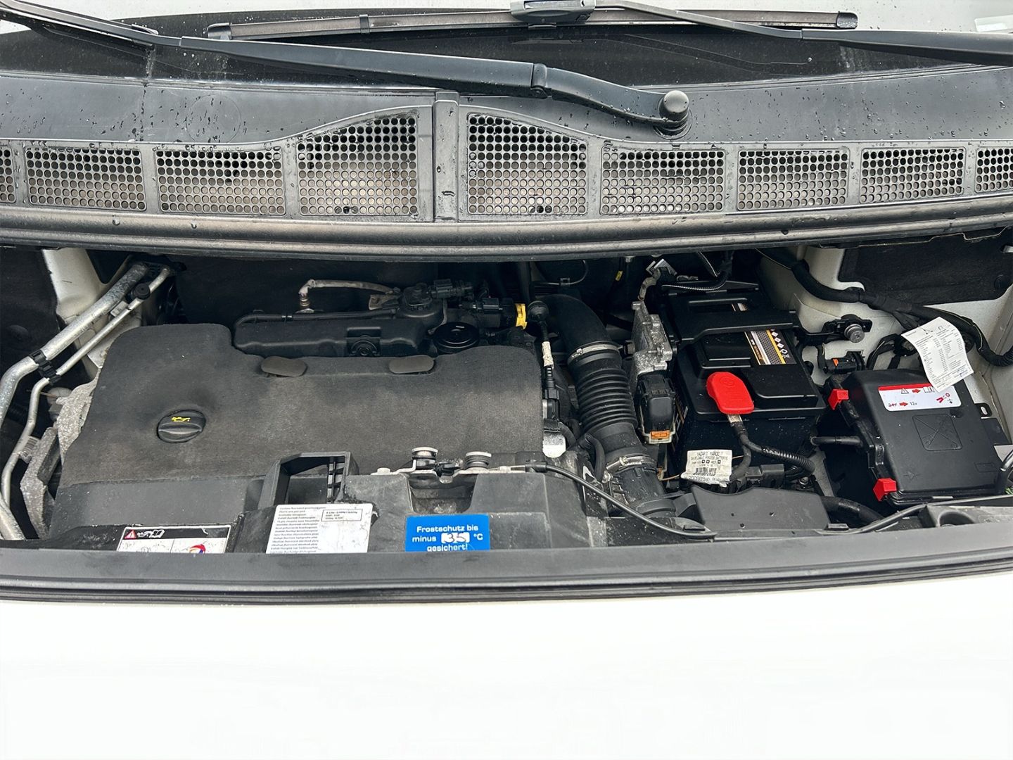 Fahrzeugabbildung Peugeot Expert Kasten Asphalt L2 2.0 BlueHDi 150 FAP EU6