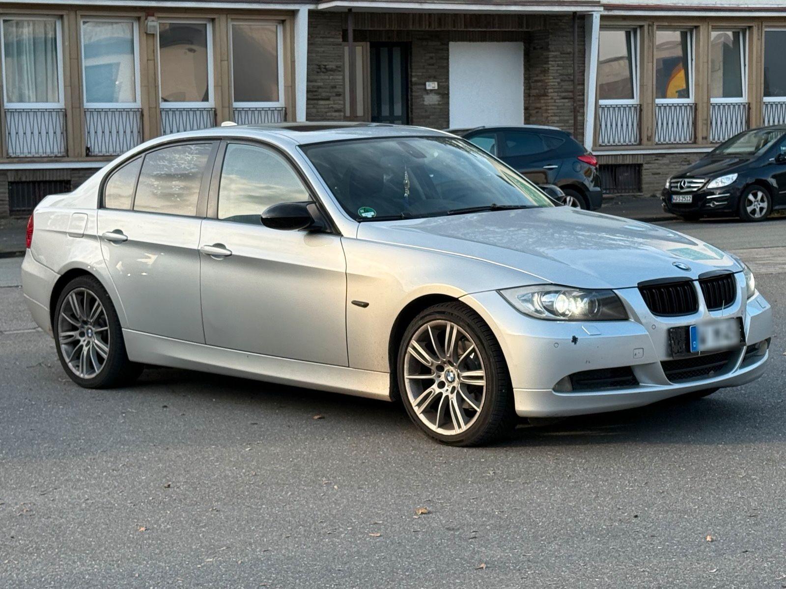 BMW 320