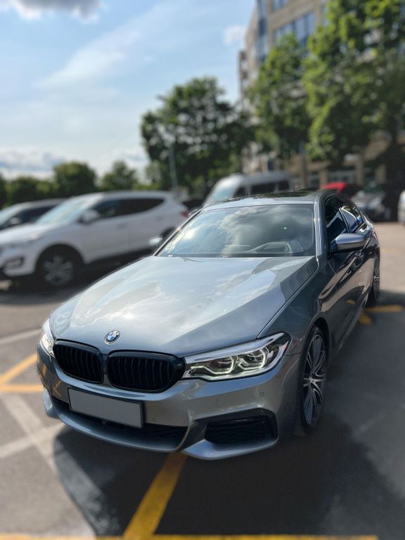 Image of BMW 530