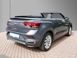 Volkswagen T-Roc Cabriolet 1.5 TSI DSG R-Line 17" Navi RFK+ - VW T-Roc Gebrauchtwagen in Bonn