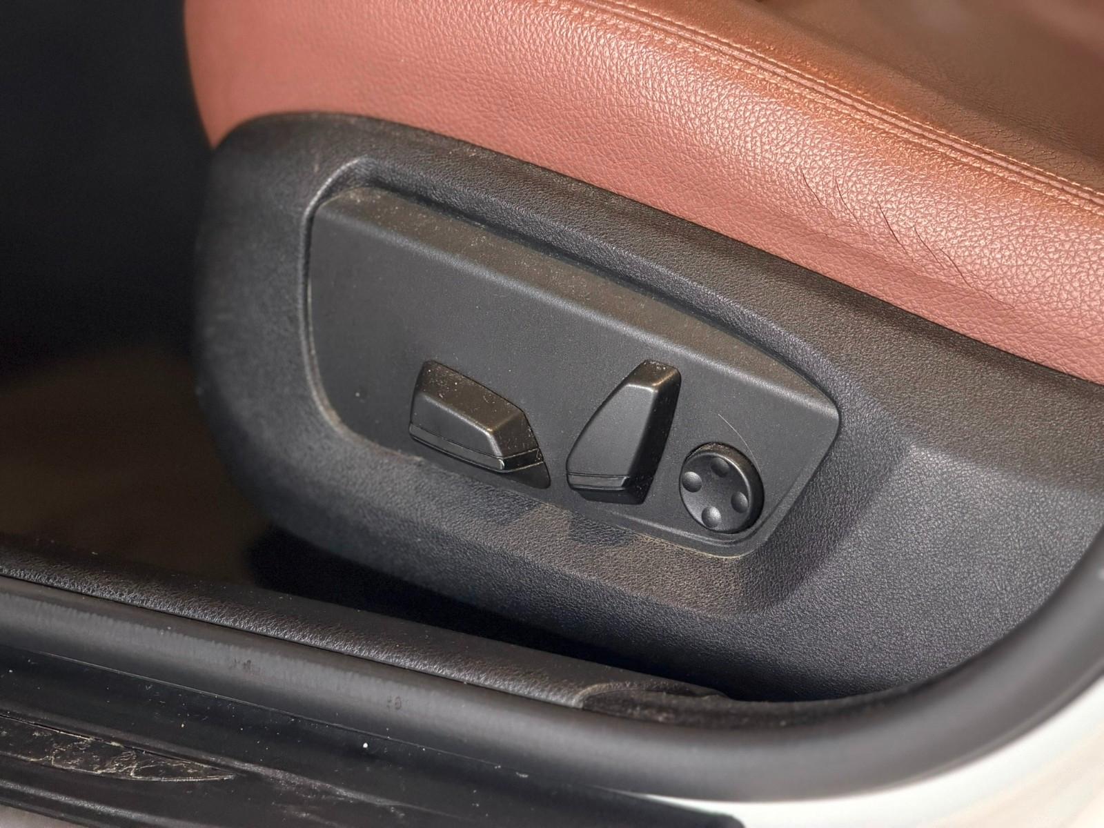 BMW 520d Lim. *SHZ*PDC*HiFi*Navi*