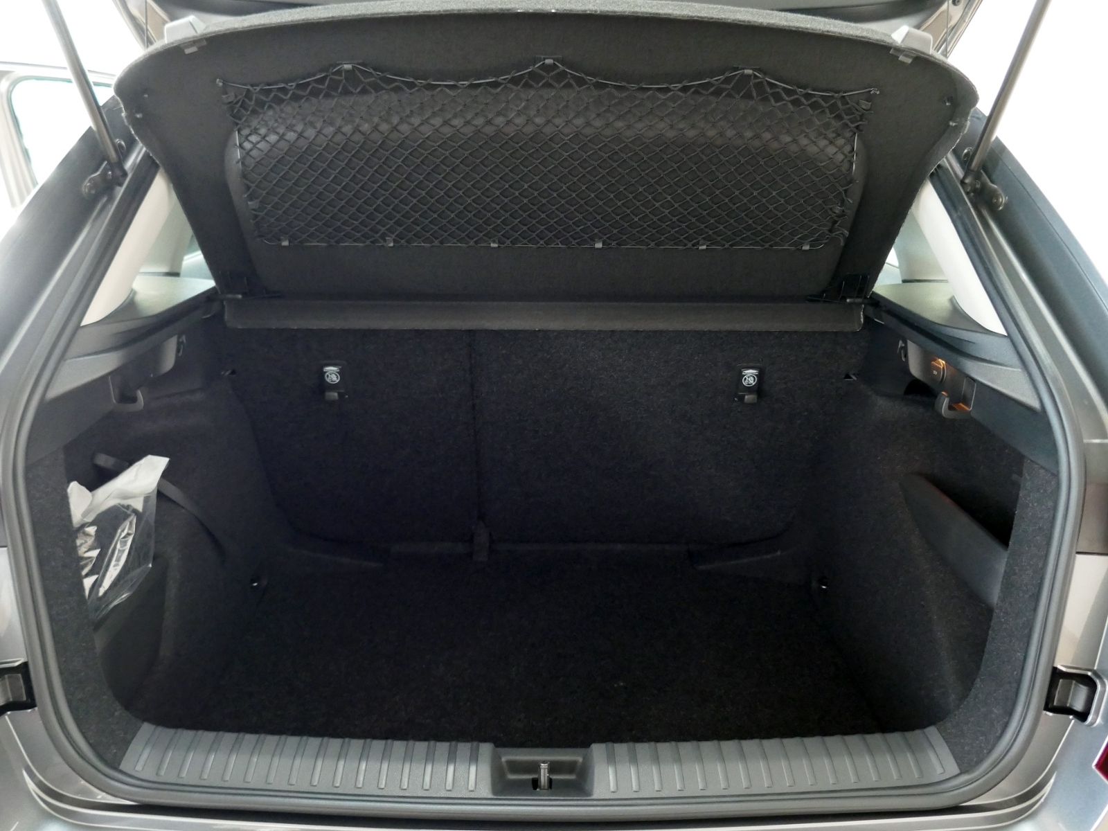 Fahrzeugabbildung SKODA Kamiq Essence 1.0 TSI DSG | LED PDC GRA App